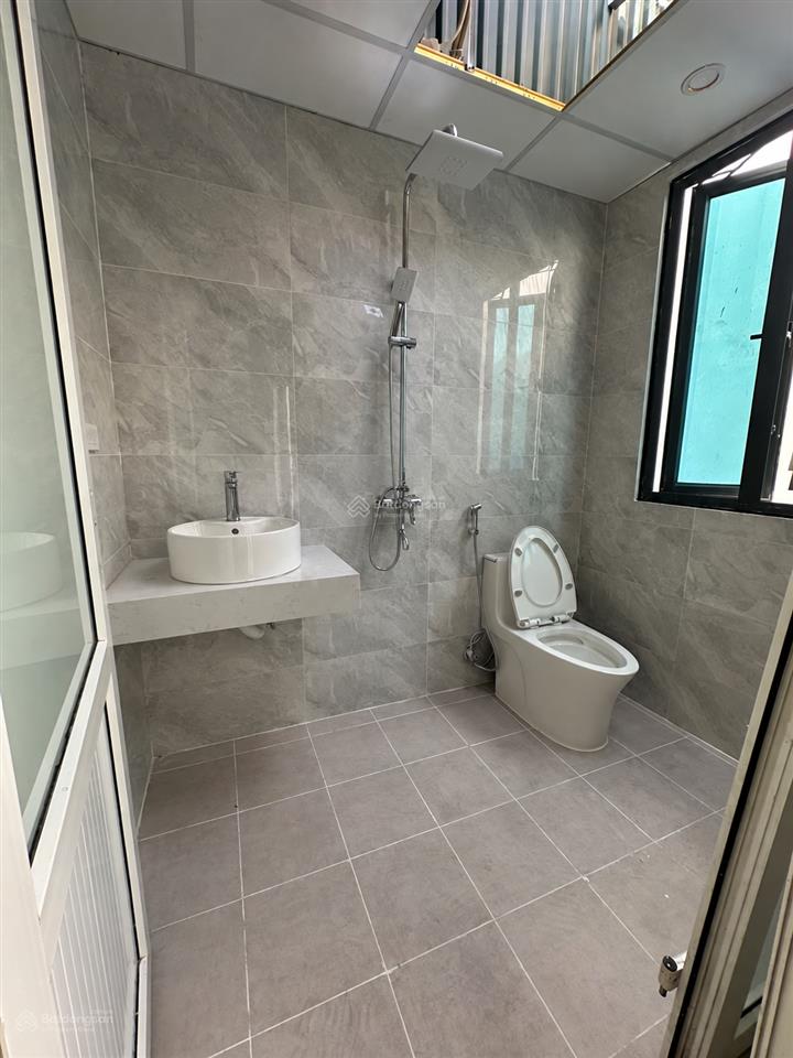 Căn hộ 2 ngủ 1 khách 70m2 full đồ cự lộc, thanh xuân  sát royal city, ban công, có máy rửa bát