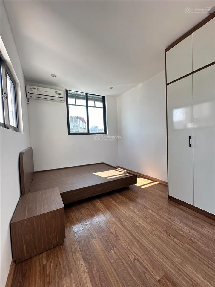 Căn hộ 2 ngủ 1 khách 70m2 full đồ cự lộc, thanh xuân  sát royal city, ban công, có máy rửa bát