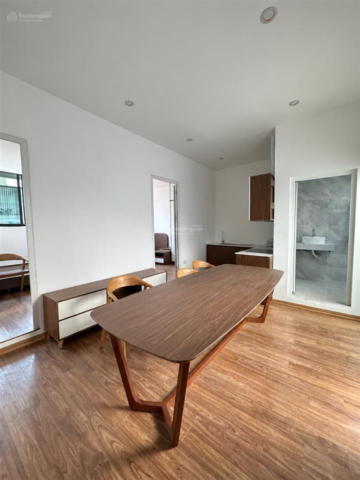 Căn hộ 2 ngủ 1 khách 70m2 full đồ cự lộc, thanh xuân  sát royal city, ban công, có máy rửa bát