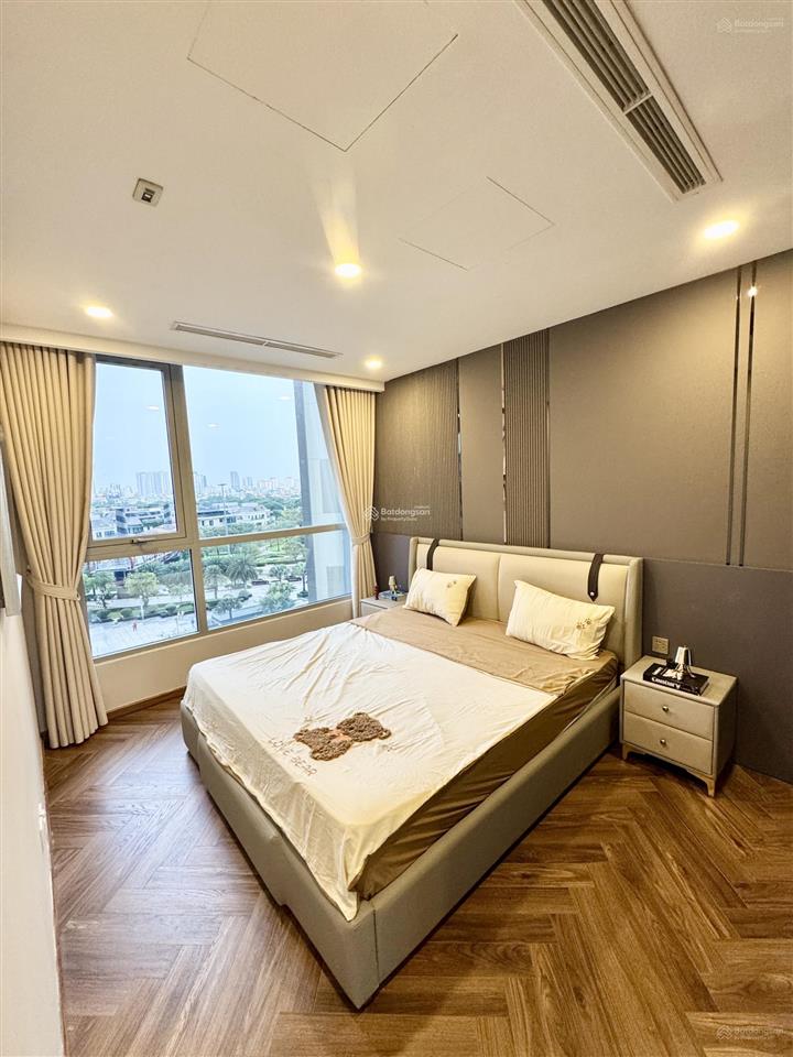 Tận hưởng căn hộ trung tâm quận 10 tại kingdom 101, 94m², 3pn 2wc, tầng cao view thoáng, vị trí đẹp