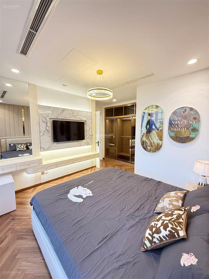 Tận hưởng căn hộ trung tâm quận 10 tại kingdom 101, 94m², 3pn 2wc, tầng cao view thoáng, vị trí đẹp