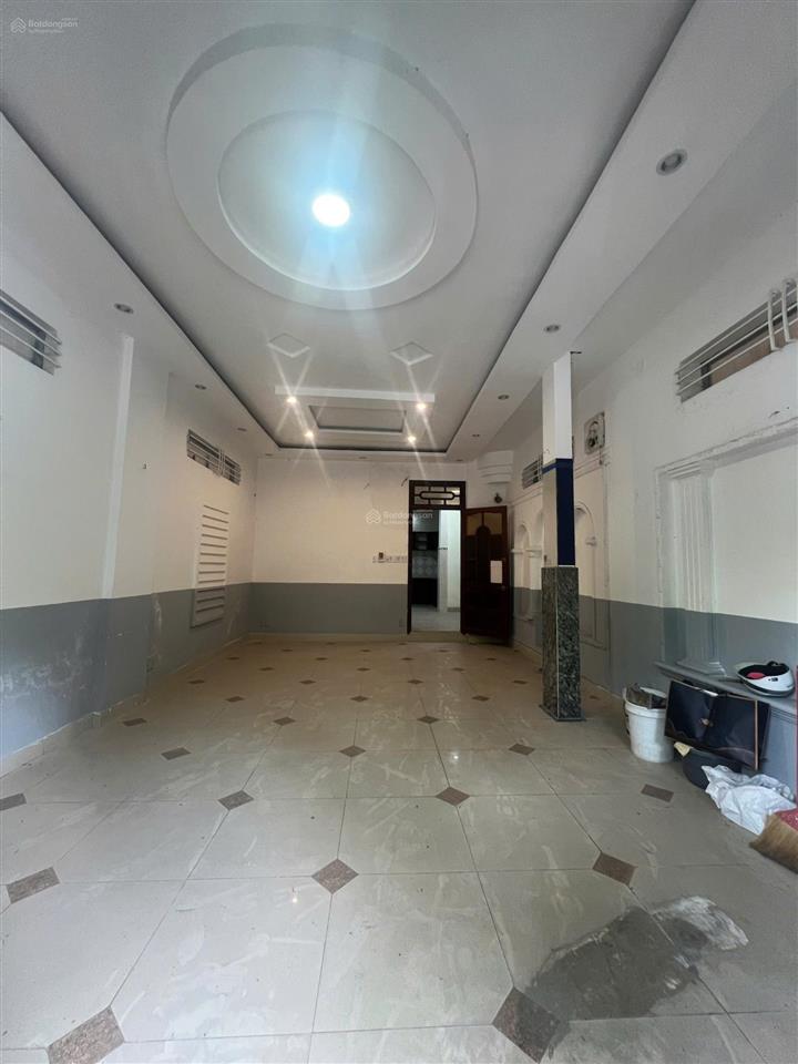 Bán nhanh nhà mặt tiền đường nguyễn trãi, phường quy nhơn 68m2, hướng đông nam