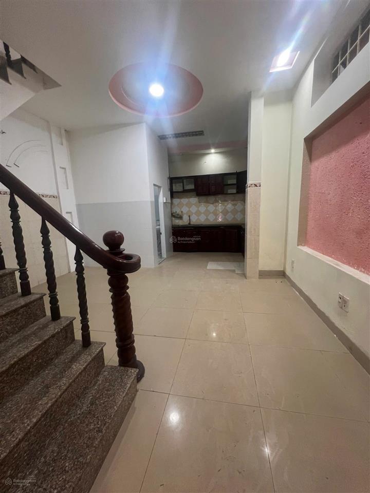 Bán nhanh nhà mặt tiền đường nguyễn trãi, phường quy nhơn 68m2, hướng đông nam