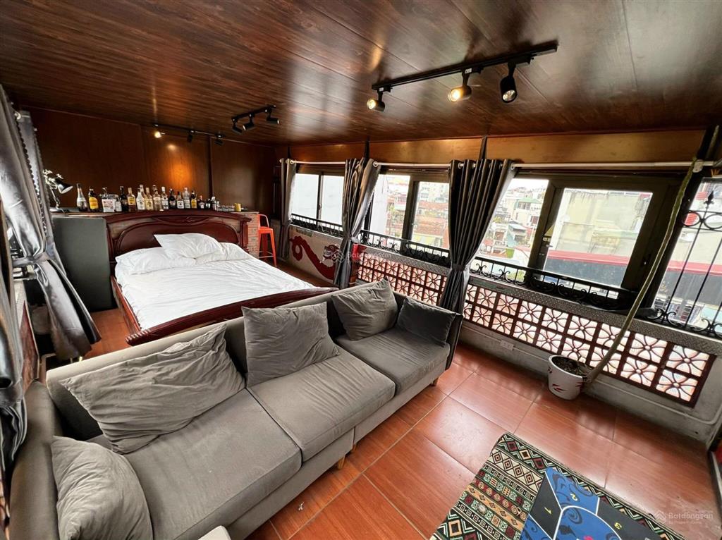 Cho thuê tầng 2  3  4  5 nhà nguyên căn tại phố cổ hà nội 10tr/1 tầng