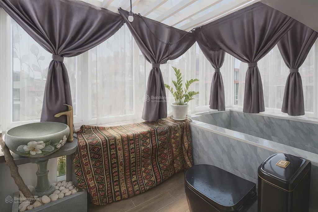 Cho thuê tầng 2  3  4  5 nhà nguyên căn tại phố cổ hà nội 10tr/1 tầng