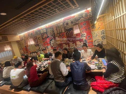 Cho thuê, sang nhượng quán phố nguyễn văn lộc, diện tích 150m2 x 4 tầng, mt 10m