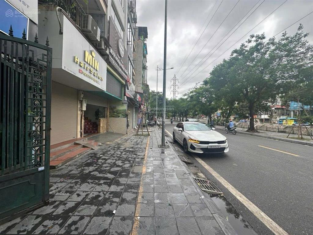 Cho thuê nhà mặt phố kim ngưu, diện tích 200m2 x 3 tầng, mặt tiền 13m, kinh doanh mọi mô hình