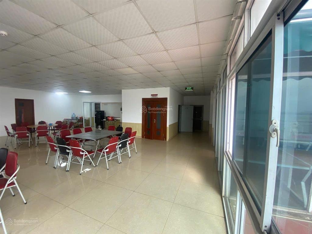 Cho thuê nhà mặt phố lạc long quân, diện tích 500m2 x 5 tầng thang máy, mặt tiền 35m, mọi mô hình