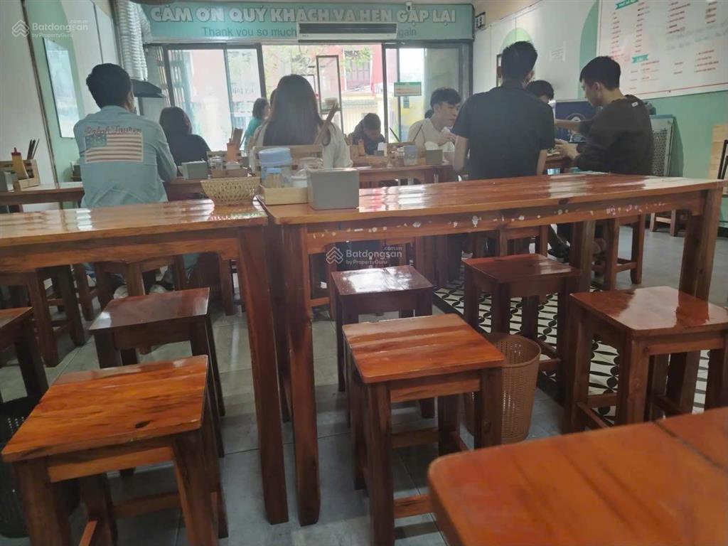 Cho thuê, sang nhượng quán mặt phố thái thịnh, diện tích 110m2 thông sàn, mặt tiền 6m, nhượng 120tr