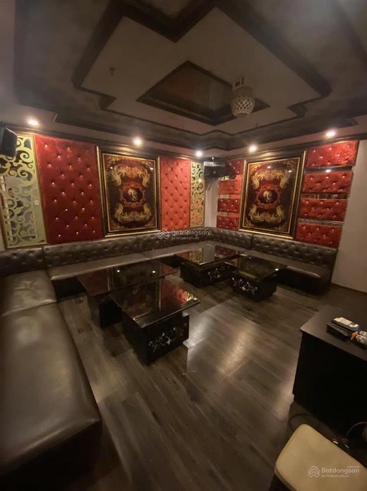 Cho thuê nhà riêng đình thôn, diện tích 110m2 x 9 tầng, mặt tiền 8m, kinh doanh mọi mô hình