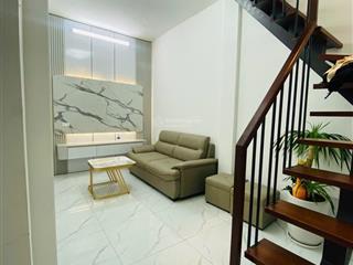 Bán nhà hoàng hoa thám, diện tích 20m2 x 5 tầng, mặt tiền 4m, giá chào 4tỷ850