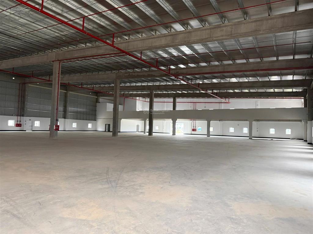 Cho thuê kho xưởng mới quang minh, mê linh. diện tích 9000m², pccc đầy đủ, hợp đồng dài hạn