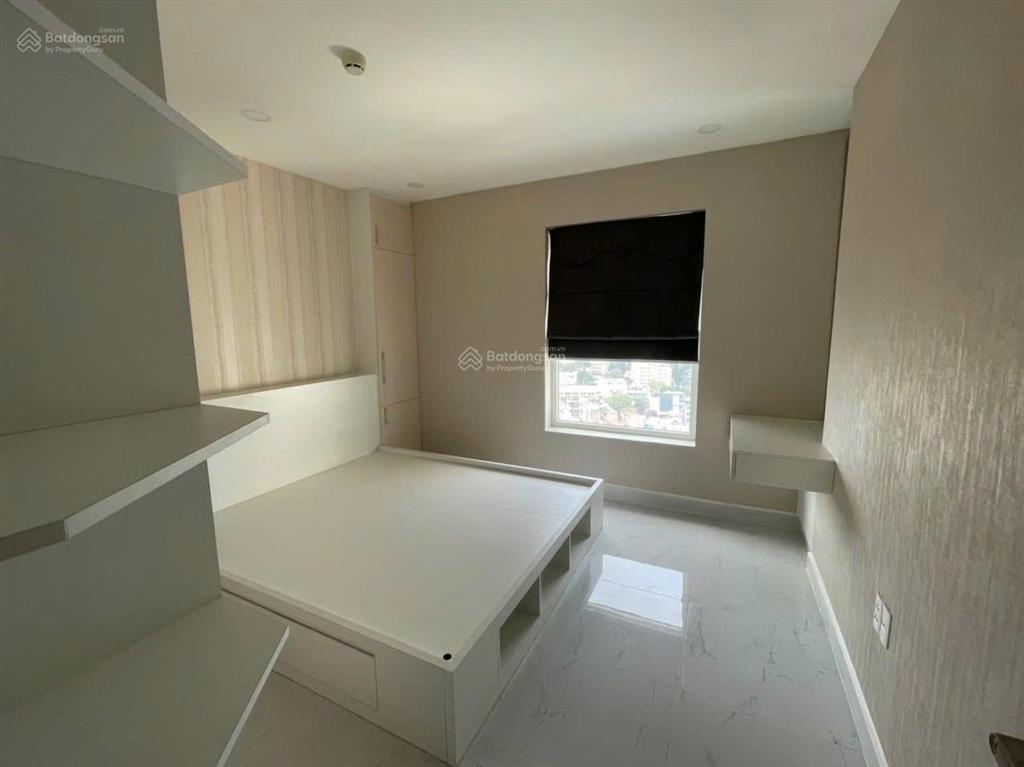 Bán thu hồi vốn căn hộ chung cư terra royal, quận 3, 58m2/2pn  2wc sổ hồng