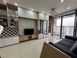 Bán gấp căn hộ chung cư sky center 75m2  2pn 2wc tầng trung, quận tân bình sổ hồng