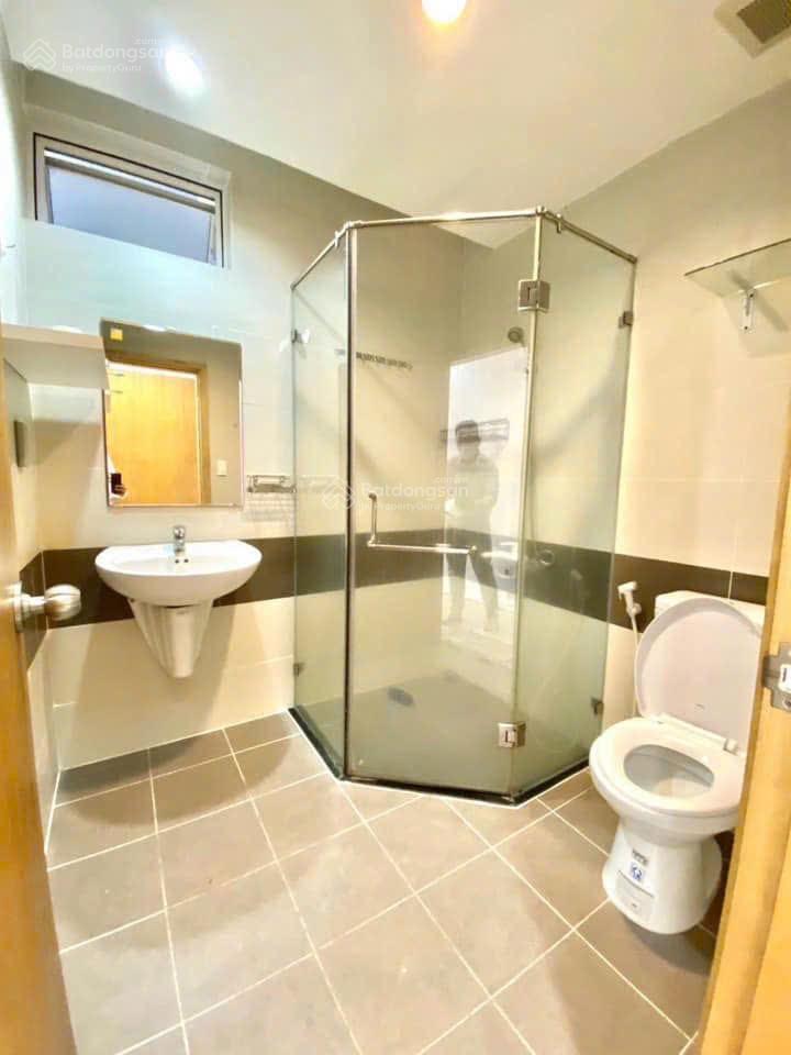 Bán gấp căn hộ đẹp 70m2 full nội thất cao cấp, vào ở ngay