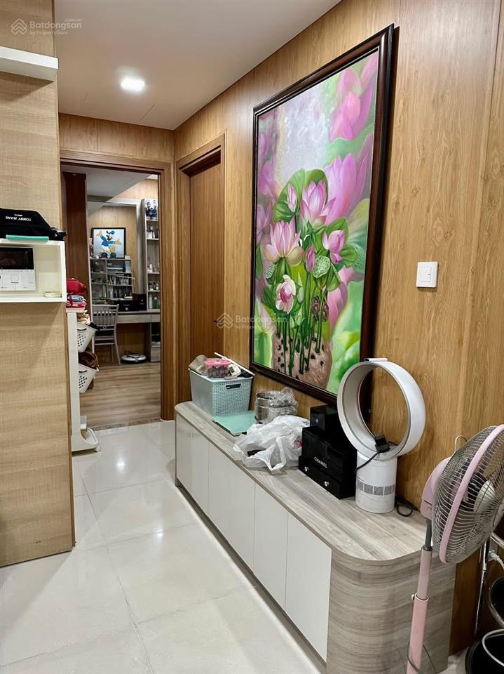 Bán thu hồi vốn căn hộ rivera park saigon, quận 10, 80m2  2pn/2wc sổ hồng