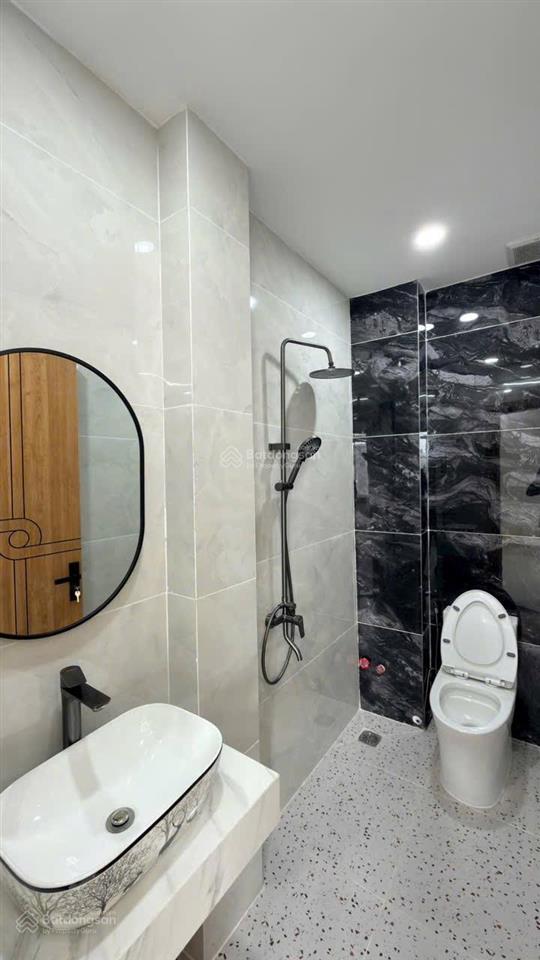 Chính chủ đầu tư thua lỗ bán gấp nhà riêng sổ hồng riêng. còn thương lượng