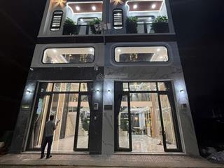 Chính chủ đầu tư thua lỗ bán gấp nhà riêng sổ hồng riêng. còn thương lượng