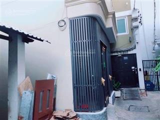 (q.7) nhà 3 tầng btct, dòng tiền 30tr/tháng, 80m2, 7pn, sát phú mỹ hưng, shr, hoàn công, nhỉnh 7t