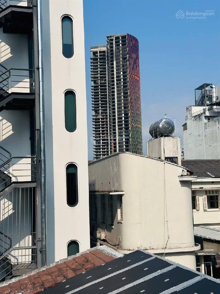 Quận 1, hiếm, nhà 5 tầng, sát hàm nghi, có thang máy, dòng tiền 50tr/th, chỉ 13,8tỷ