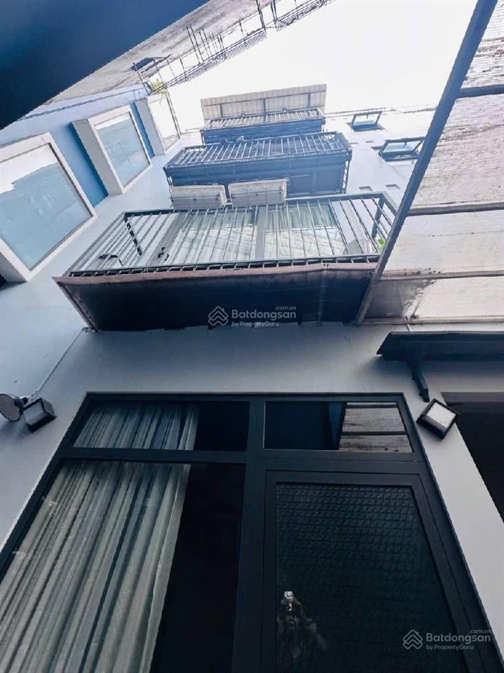 Quận 1, hiếm, nhà 5 tầng, sát hàm nghi, có thang máy, dòng tiền 50tr/th, chỉ 13,8tỷ