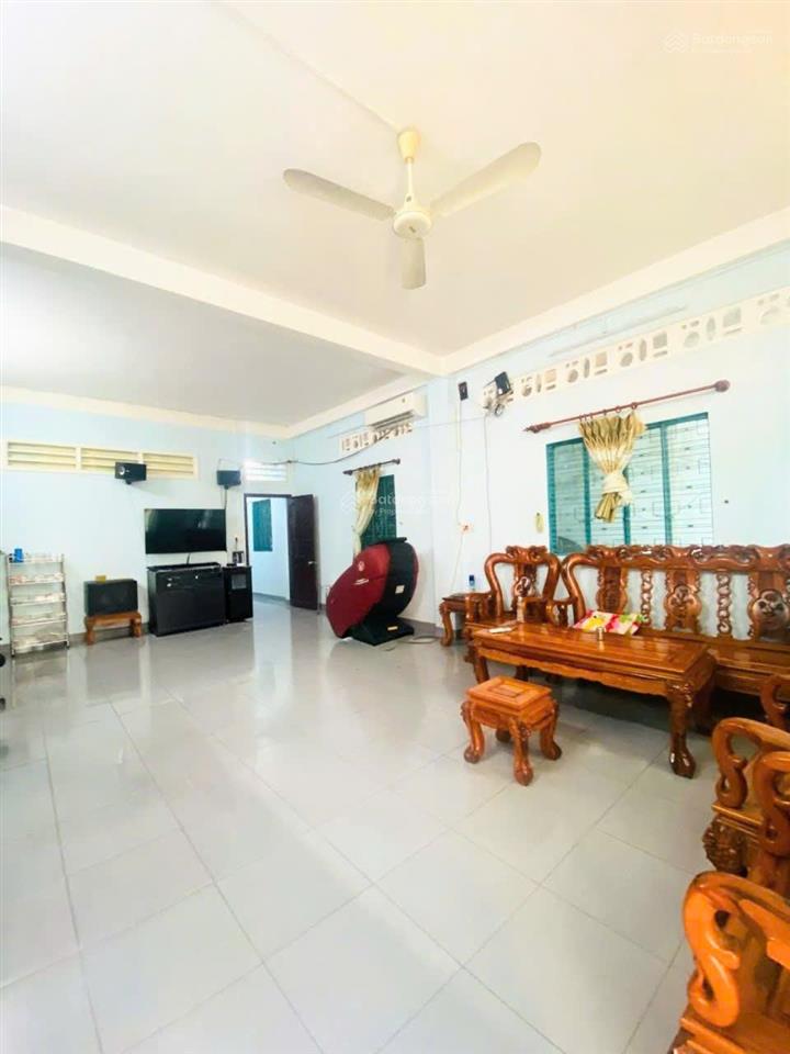 (quận 8) mặt tiền kd, ngang 6m, 3 tầng, phù hợp vp/chdv, gần cầu chữ y, sát quận 1