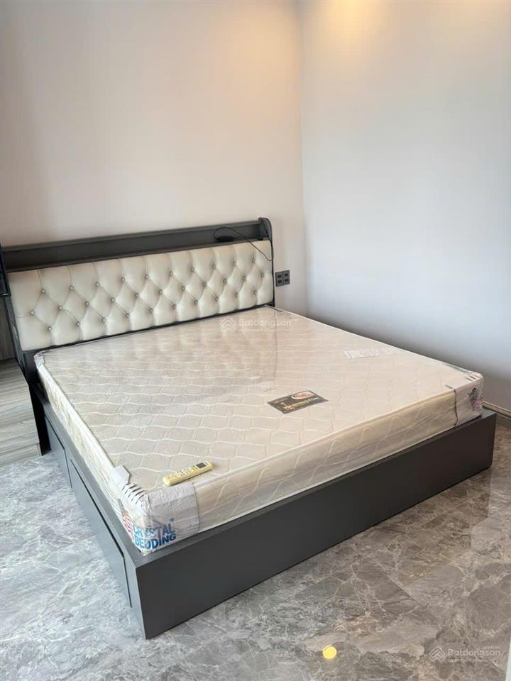 Nhà đẹp trung tâm p. xuân hòa, quận 3, ngang 9m hiếm có, 4 tầng btct, sát mặt tiền, shr