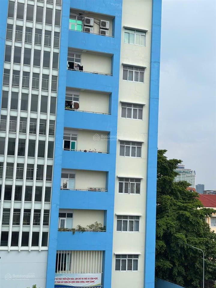 Nhà đẹp trung tâm p. xuân hòa, quận 3, ngang 9m hiếm có, 4 tầng btct, sát mặt tiền, shr