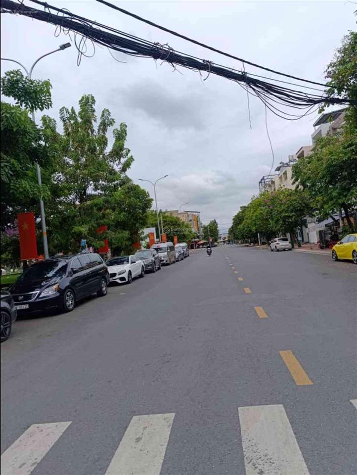 Hiếm, mặt tiền kd góc 2 mặt tiền quận 8, ngang 7m, kế bên pac mall cao lỗ, 120m², chỉ 23 tỷ