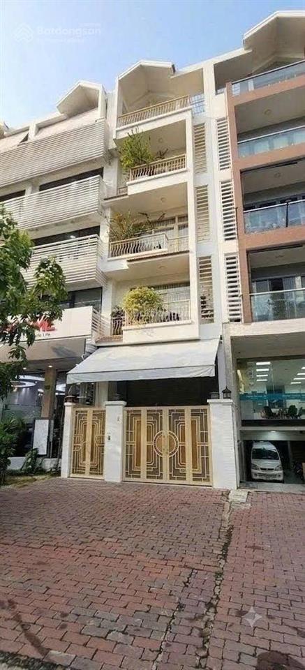 Bán nhà mặt tiền hoàng trọng mậu, 6 tầng + hầm, có thang máy, gần tttm lotte quận 7,shr