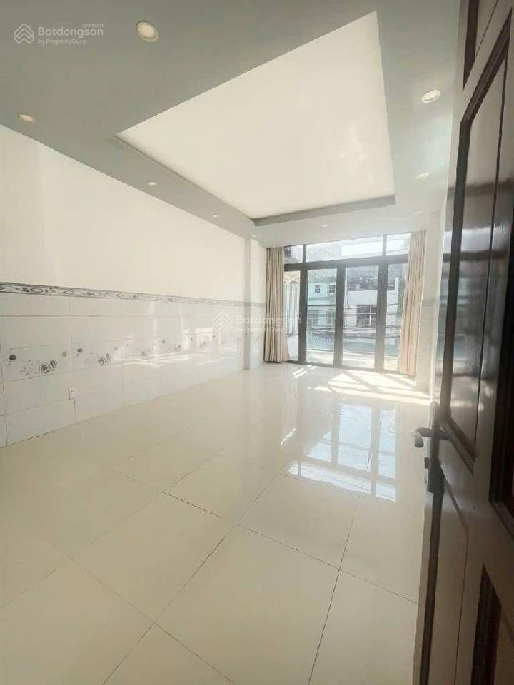 Nhà 4 tầng  q11  lạc long quân  gần cv đầm sen  hẻm ôtô  nhỉnh 7 tỷ