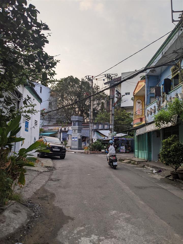 Nhà 4 tầng  q11  lạc long quân  gần cv đầm sen  hẻm ôtô  nhỉnh 7 tỷ