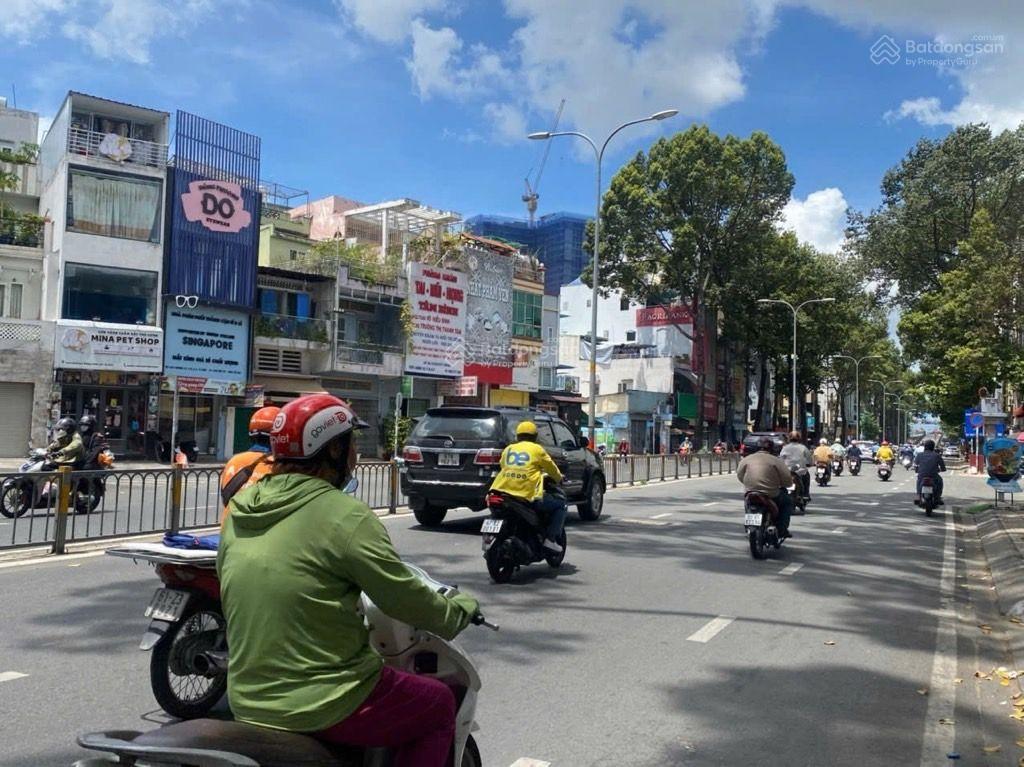 Bán nhà quận 11, gần tttm lotte mart, 2 tầng, 60m2, hẻm ôtô , chỉ 5.x tỷ