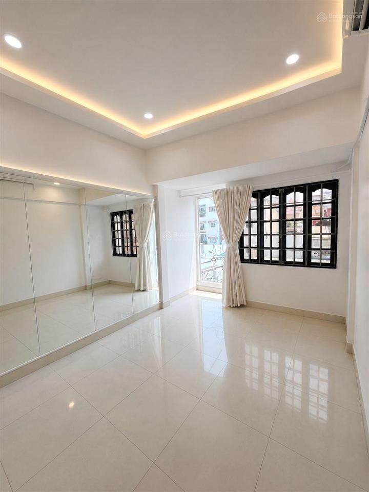 Nhà ở ngay lạc long quân  3 tầng  quận 11  86m2  hẻm 6m  nhỉnh 6,x tỷ