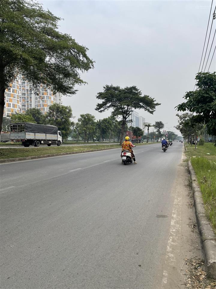 Đất đẹp quy hoạch bài bản 5x24m  đối diện công viên  xây dựng theo mẫu có ban quản lý 5.5 tỷ
