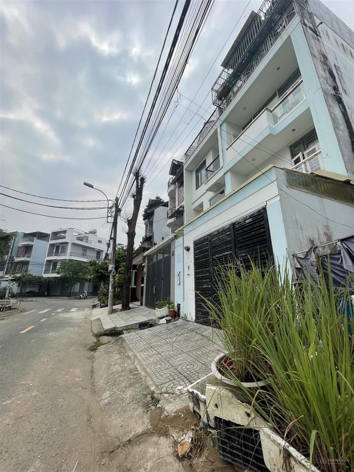 Đất đẹp quy hoạch bài bản 5x24m  đối diện công viên  xây dựng theo mẫu có ban quản lý 5.5 tỷ
