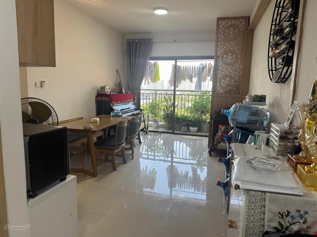 Căn hộ đẹp tháp trung tâm có sổ hồng cho nhà đông người 89m28.2 tỷ 0938 295 ***
