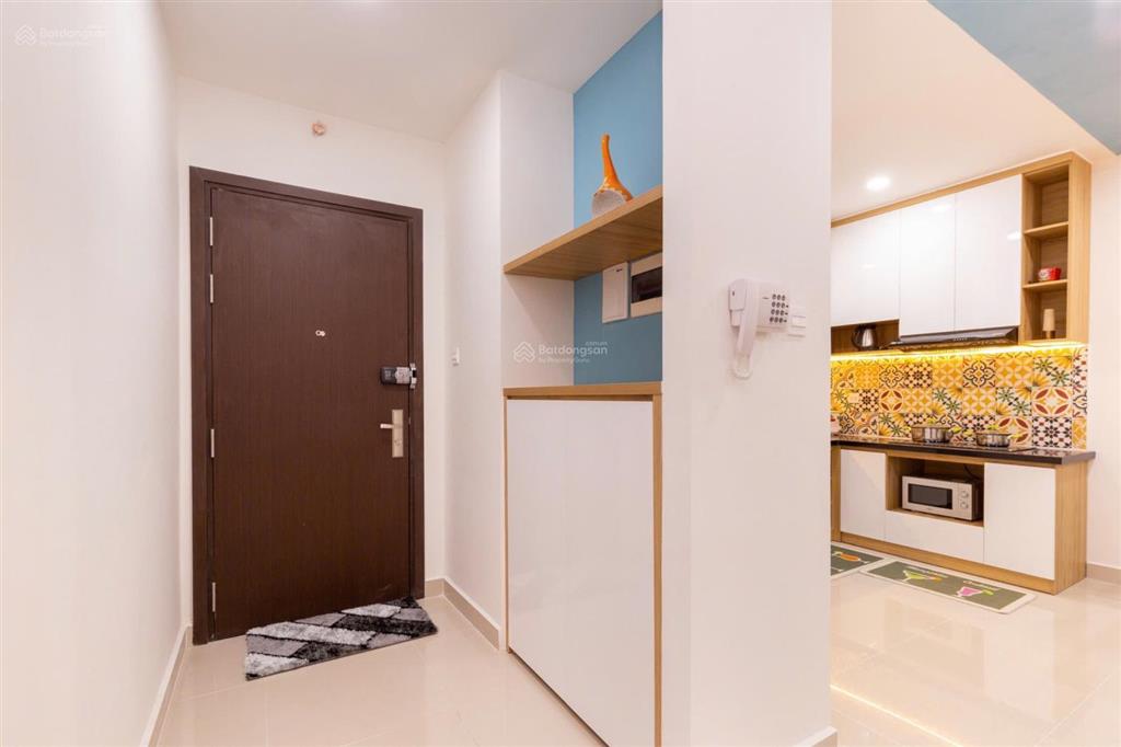 Cần tiền  bán nhanh căn hộ 2 pn, 1 vệ sinh  56m2  view sông trực diện
