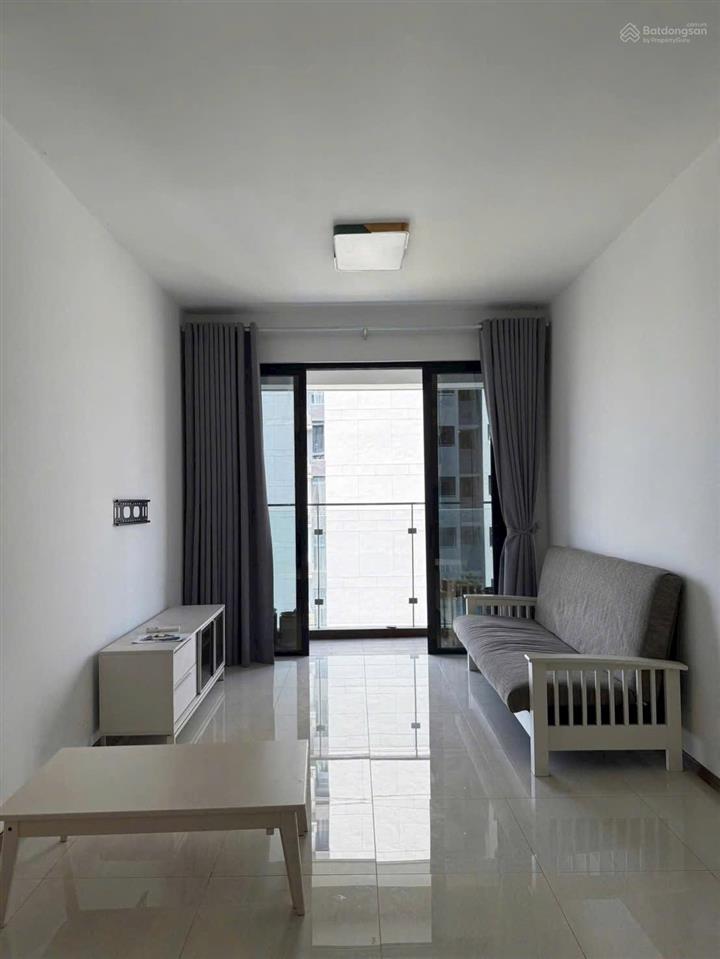 Hiếm  2pn nội thất cơ bản cho thuê giá tốt view đẹp 18 triệu  xem nhà ngay gọi hoa 0938 295 ***