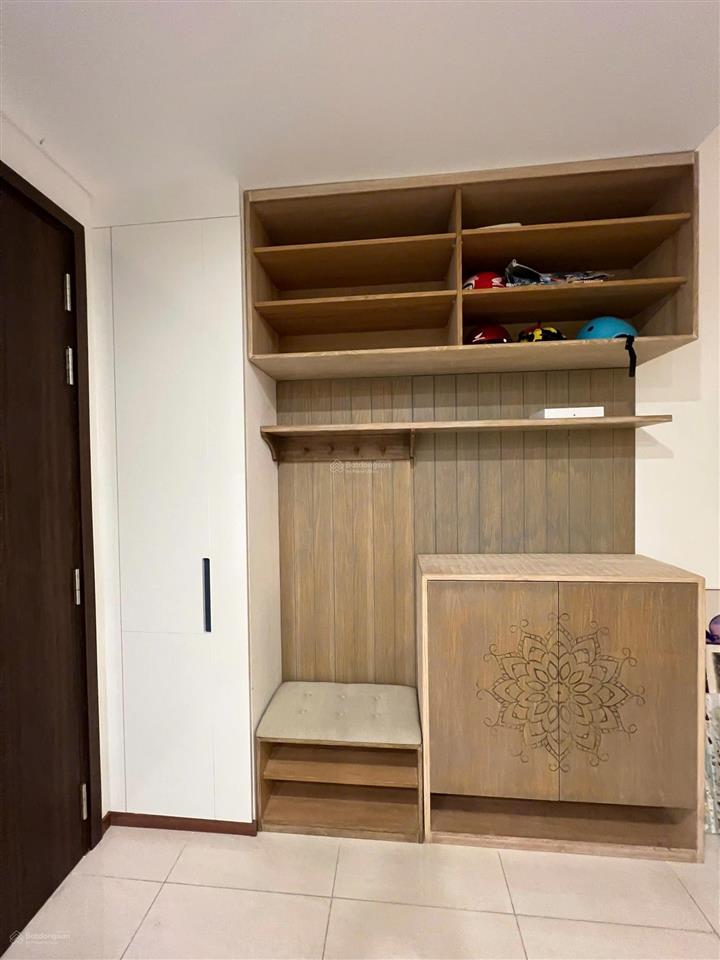 Bán hòa vốn do suất nước ngoài 89m2  chỉ 7,8 tỷ hướng đông bắc, nhiều cây xanh 0983 789 ***