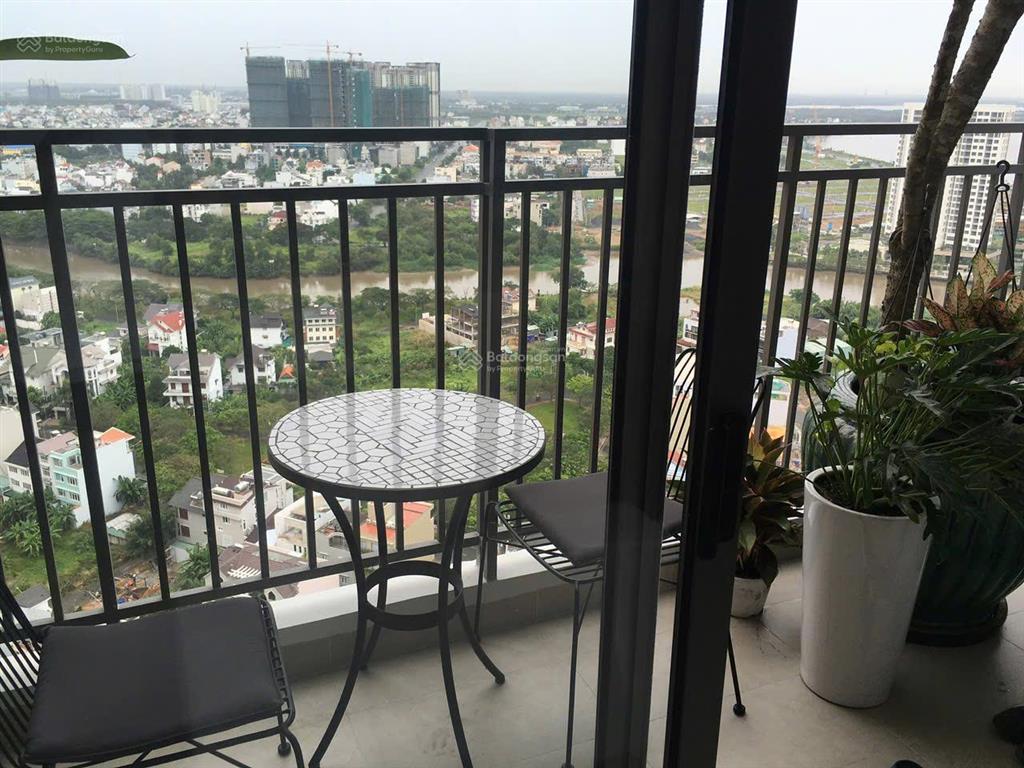 Chủ thiện chú bán căn 2 phòng ngủ 75m2 nội thất đẹp có sổ hồng sẵn  0938 295 ***