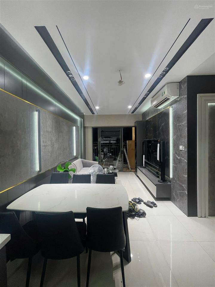 Nội thất cực xịn  bán thì tiếc  khách hàng mua ở rất tốt 75m2  2pn chỉ 7.5 tỷ 0938 295 ***