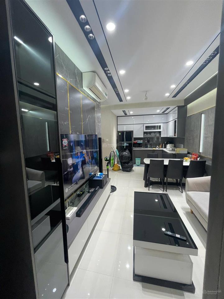 Nội thất cực xịn  bán thì tiếc  khách hàng mua ở rất tốt 75m2  2pn chỉ 7.5 tỷ 0938 295 ***
