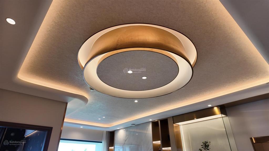 Chỉ còn 1 căn tháp bàn giao nâng cao  view biệt thự công viên không chắn  căn góc yên tĩnh