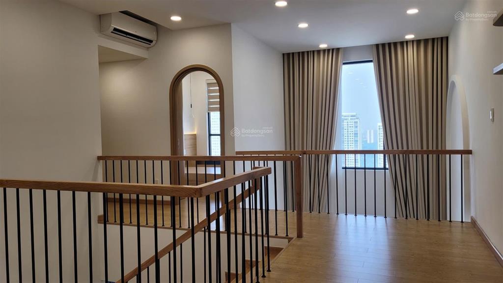 Căn duplex  153m2  2 tầng  view sông và thủ thiêm ngắm trọn pháo hoa chỉ 22 tỷ thương lượng