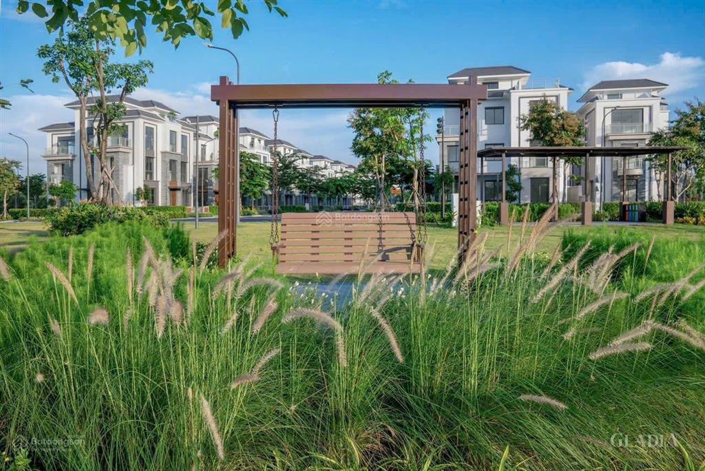 Chỉ có 1 căn hiếm có lầu đẹp số đẹp3pn căn góc không che view nhìn thành phố 0938 295 ***