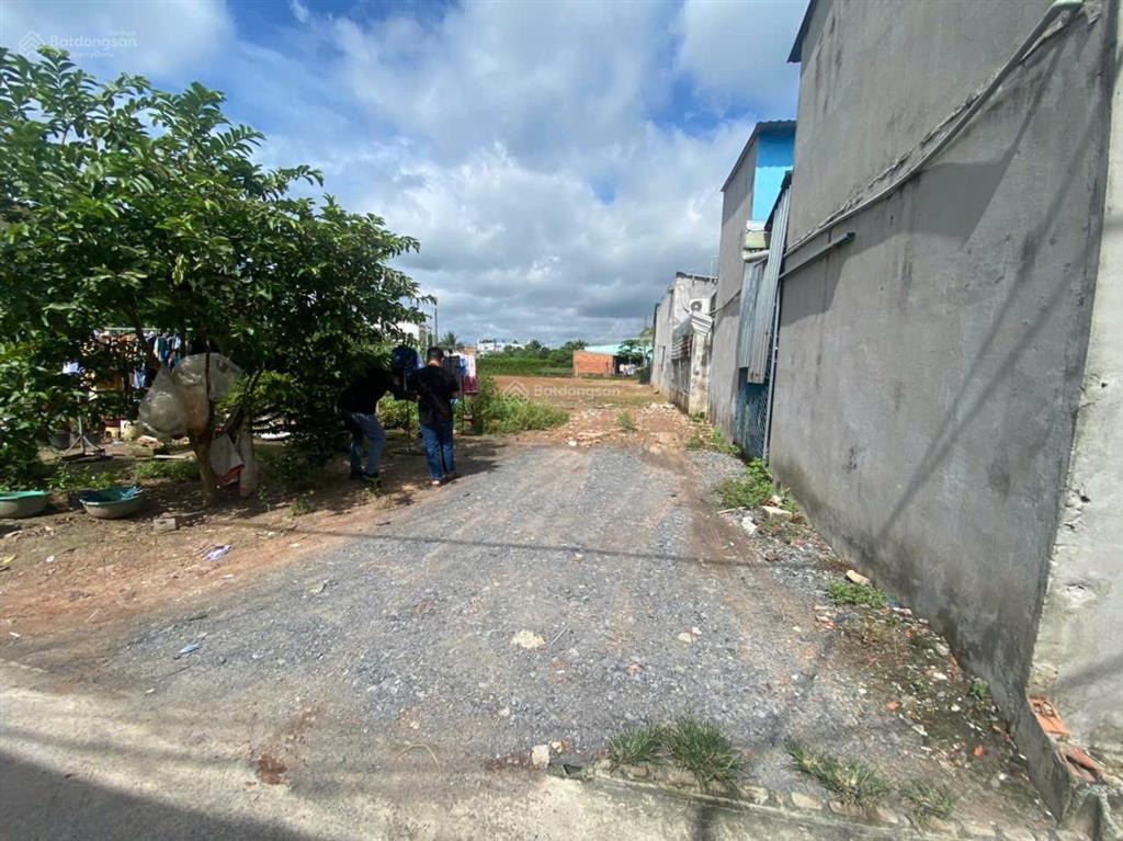 Bán đất 1300m2 tại ấp 1, bình chánh, 58 tỷ vnd