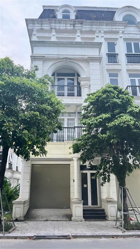 Cần bán nhanh căn lk 96m2 hướng đông nam  louis city đại mỗ vị trí đẹp, giá tốt   0983 080 ***