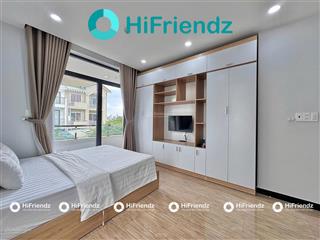 Căn hộ dịch vụ cao cấp có ban công ngay trung tâm quận bình thạnh