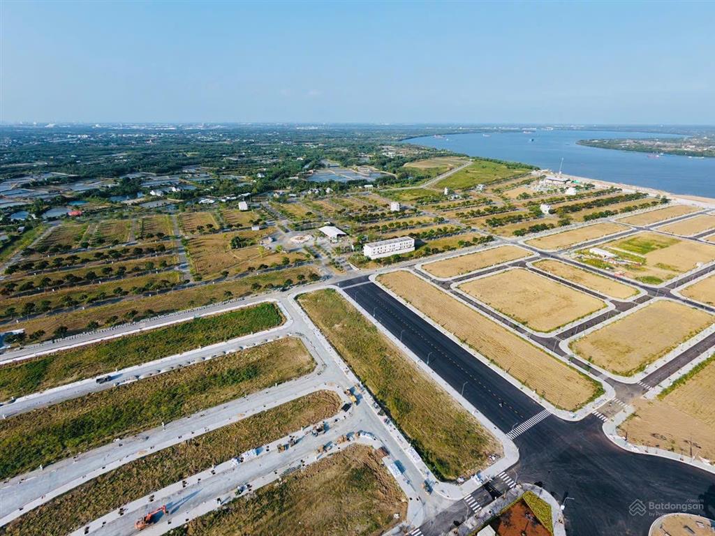 Đất nền sổ đỏ ven sông giáp nhà bè, 1,79 tỷ